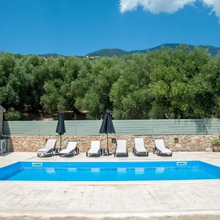 Afrato Calma In Trapezaki-private Pool -2 Br * Трапезаки