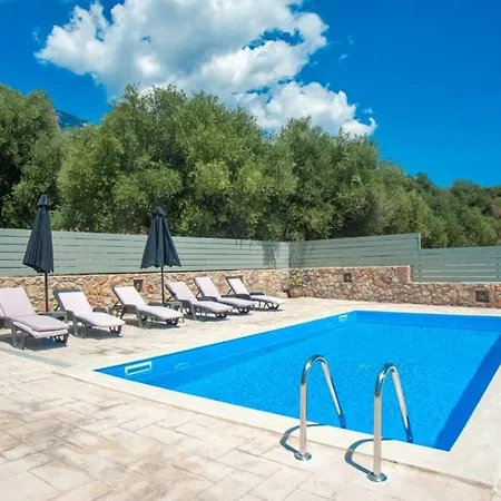 Vila Afrato Calma In Trapezaki-private Pool -2 Br