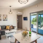 Afrato Calma In Trapezaki-private Pool -2 Br *