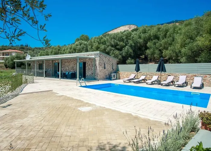 Afrato Calma In Trapezaki-private Pool -2 Br Trapezaki (Kefalonia)